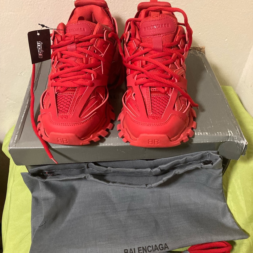 Balenciaga Low - Top Sneakers - Picture 6 of 13